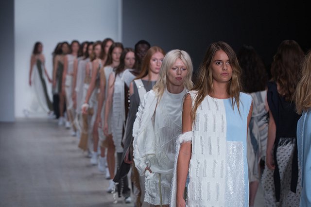 AliExpress запустил собственную неделю моды