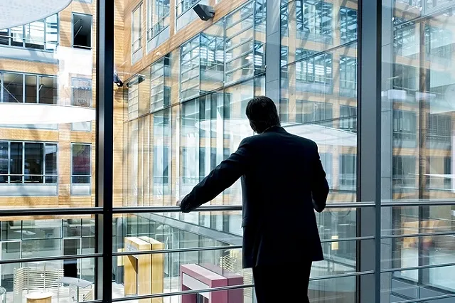 SuperJob: Работодатели не готовы брать на стажировки людей старше 45 лет