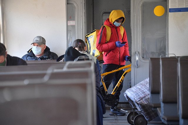 Санврачи рассказали, какой курьер по доставке еды считается безопасным