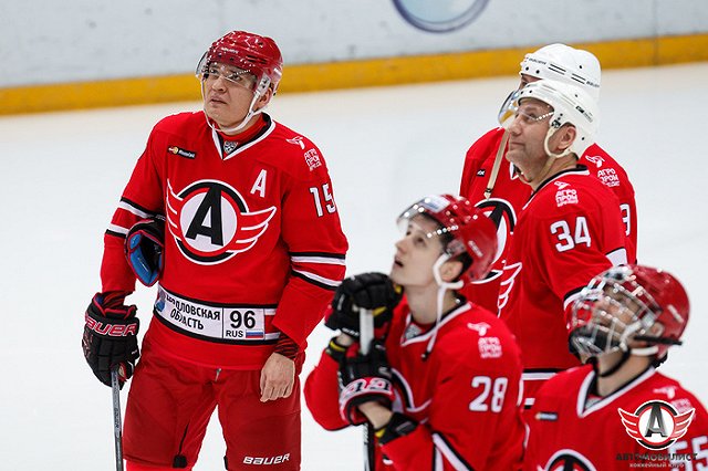 Свердловский министр спорта «расцвел» от смены менеджмента ХК «Автомобилист»