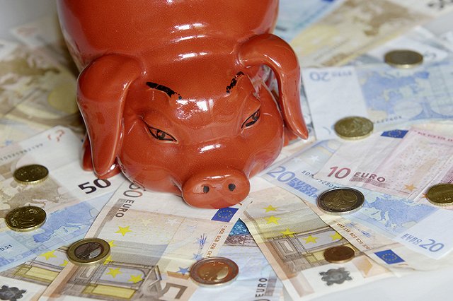 За 2018 год у 30% свердловчан понизилась зарплата