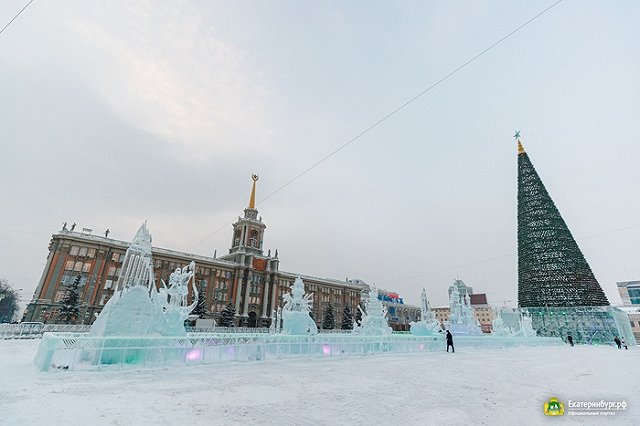 Дежурят полиция и Росгвардия: мэрия Екатеринбурга усилила охрану