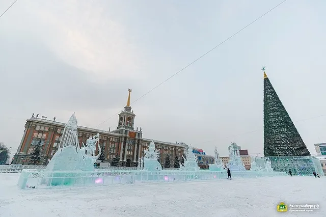 Дежурят полиция и Росгвардия: мэрия Екатеринбурга усилила охрану