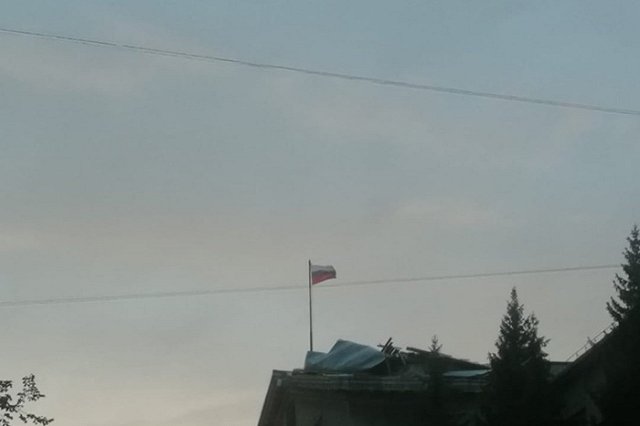 Ураган снёс крышу корпуса Уральского федерального университета на проспекте Ленина