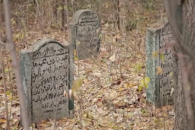 Шестилетнего Далера похоронили на мусульманском кладбище в Горном Щите