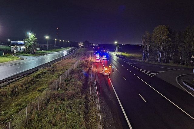 Пешеход погиб, дважды попав под машину на трассе под Верхним Дуброво