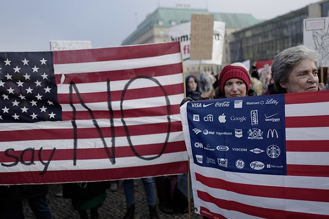 Трамп отменяет визовую лотерею Green Card