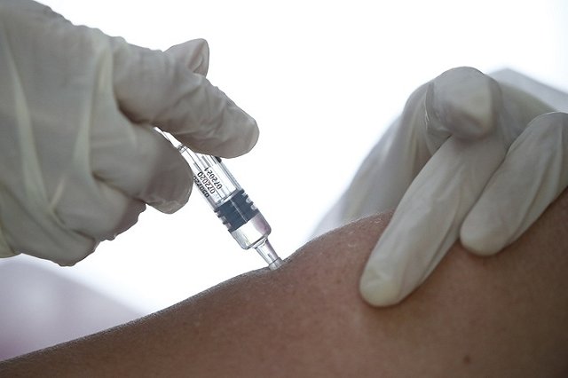 Минобрнауки выступило против навязывания студентам прививки от гриппа