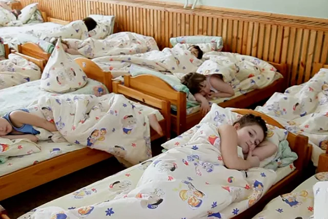 Суд в Екатеринбурге избрал меру пресечения заведующей детсадом, в который ходил 6-летний Далер