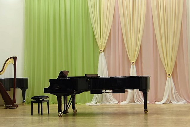 В Екатеринбурге покончил с собой учащийся музыкального колледжа