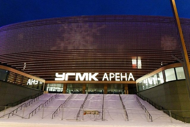 Омский губернатор заявил, что екатерининбургской «УГМК-арене» далеко до их «G-drive»