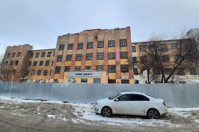 Ройзман не осуждает снос памятника конструктивизма на Нагорной