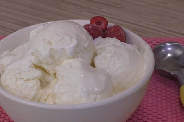 Немецкая торговая сеть переименовала «московское» мороженое в «киевское»