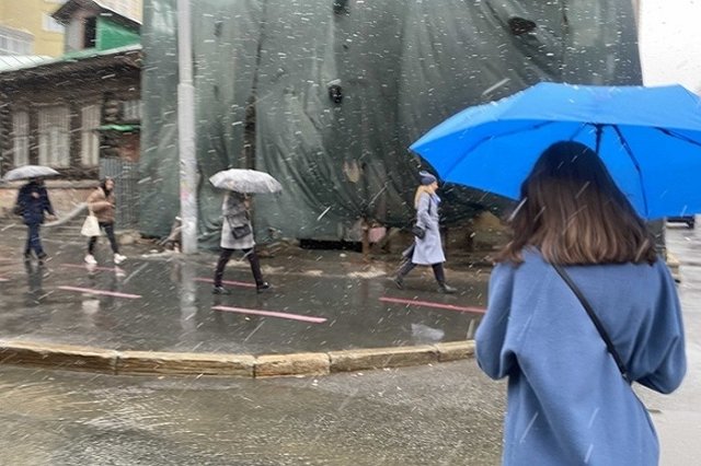 Свердловские синоптики выпустили штормовое предупреждение