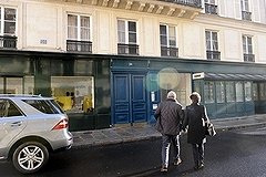 Измена помогла французскому президенту повысить свой рейтинг