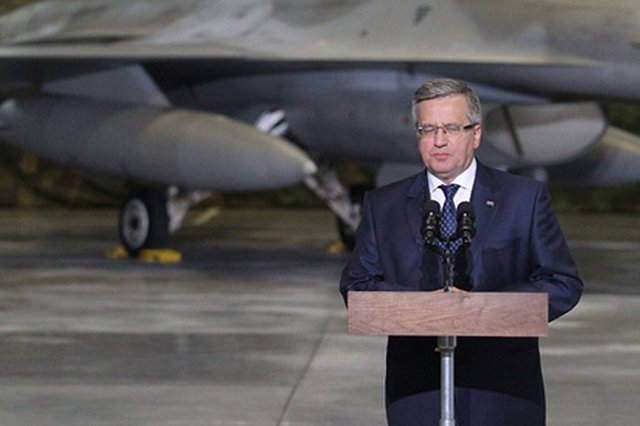 Президент Польши усмотрел угрозу в параде Победы в Москве