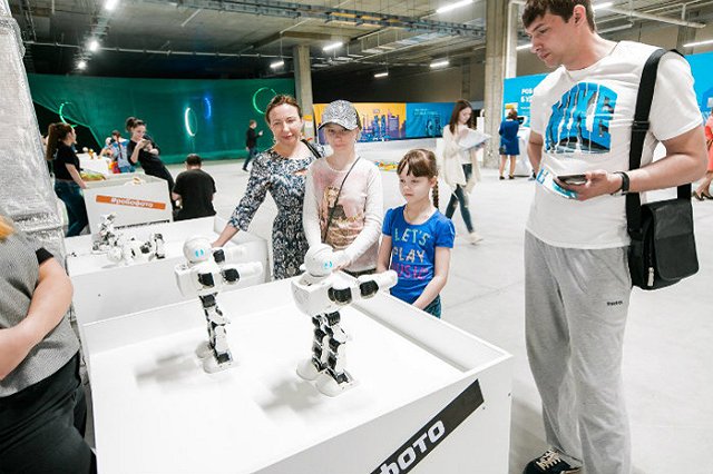 В Екатеринбург съехались роботы со всего мира!