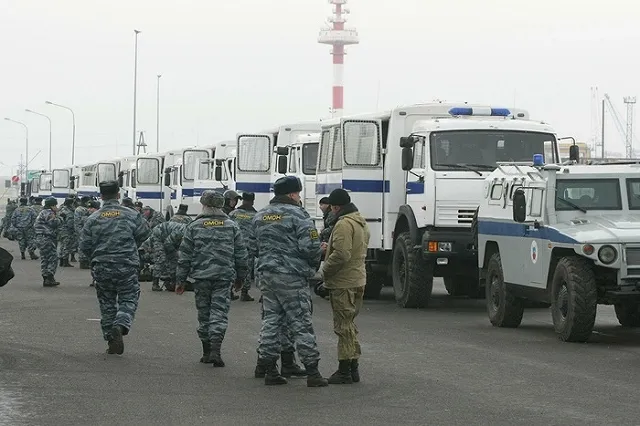 Осужденные силовики устроили бунт в колонии и потребовали прокурора