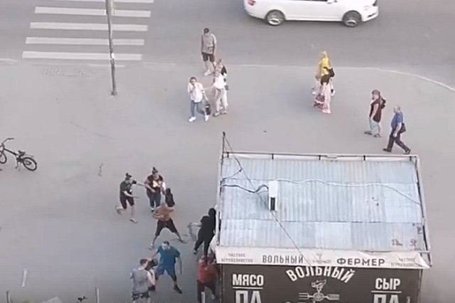 На Ботанике устроили массовую драку