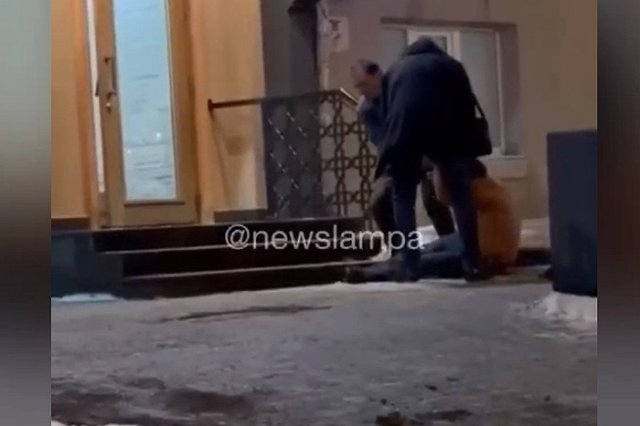 В Екатеринбурге голые мужчины устроили дебош в ресторане в центре города