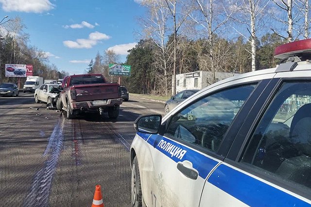 В Березовском злостый нарушитель ПДД встретился с «зеркалом»