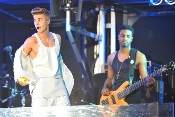 Джастин Бибер «отомстил» Орландо Блуму за инцидент в ресторане