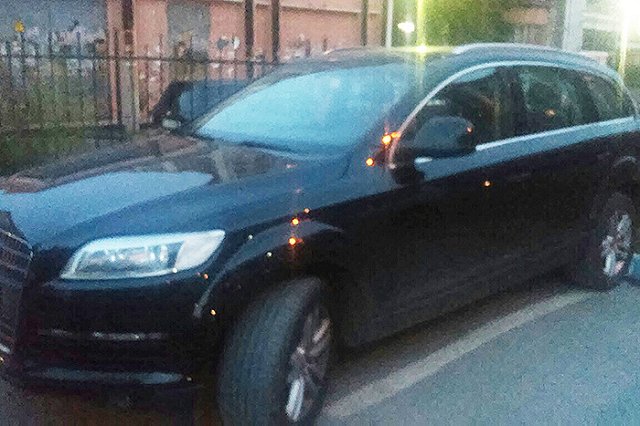 В Екатеринбурге приставы изъяли у горожанки Audi Q7