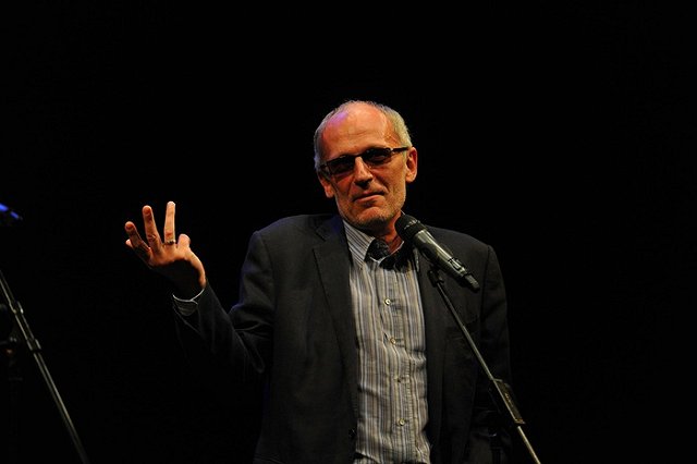 Женщину-бомжа, у которой забрали годовалого сына, позвали жить в Москву