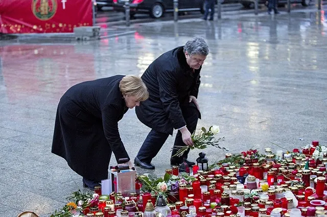 Порошенко пообещал не оставить крымчан без поддержки