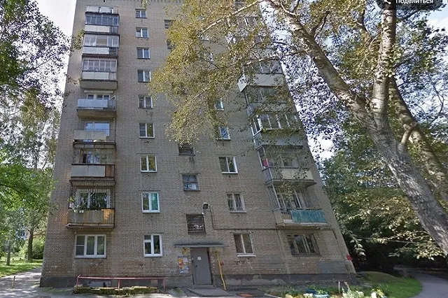 Выпавший из окна мальчик в Екатеринбурге скончался