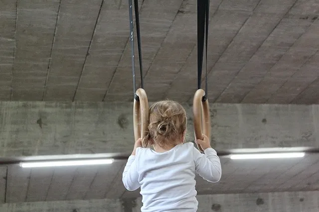 В Екатеринбурге девочка сломала ключицу в парке