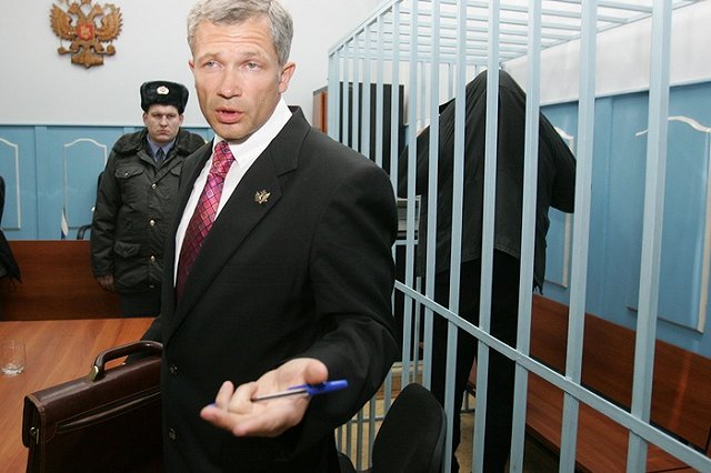 Трунова и Маруани отпустили из московской полиции с извинениями