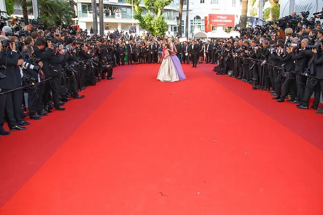 Фильм украинца Сергея Лозницы про Россию освистали в Каннах