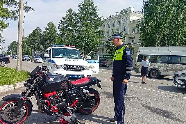 На свердловской трассе погиб мотоциклист
