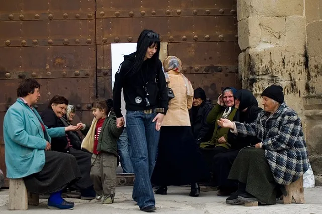 Эксперты: Россияне снова привыкают к ущербности