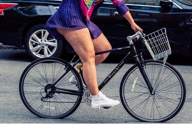 Женщины выставили в Instagram снимки своего целлюлита