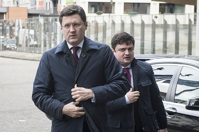 Глава Минэнерго предлагает запретить в РФ 100-ваттные лампочки накаливания