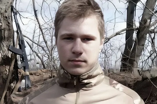 В свердловской деревне простились с 18-летним парнем, погибшим в ходе спецоперации