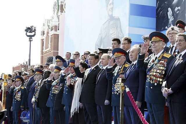 Помощник Путина рассказал об интересе иностранцев к «Армате»