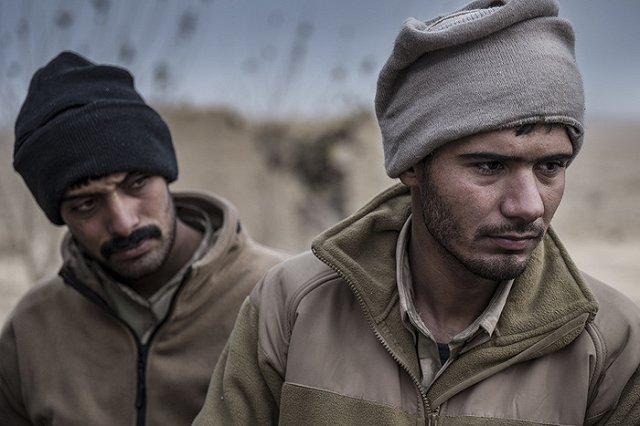 Боевики ИГ отрубили двум мальчикам руки за отказ казнить пленных