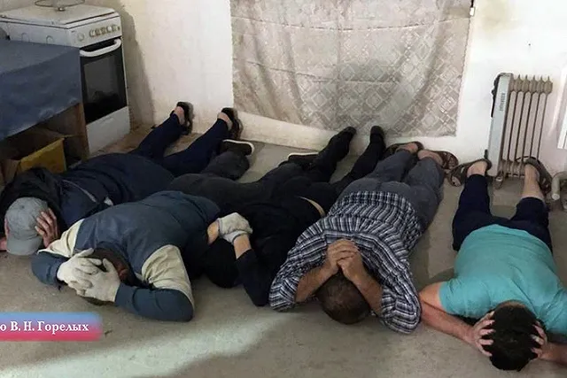 Изъяли 26 тысяч бутылок: в Екатеринбурге задержали производителей суррогатного алкоголя