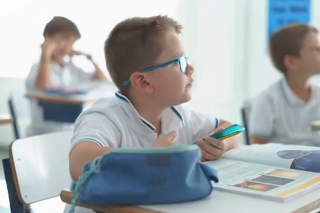 Россиянку лишили родительских прав после критики одной из лучших школ Испании