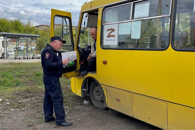 Перевозчик: 40% общественного транспорта в Екатеринбурге простаивает из-за отсутствия водителей