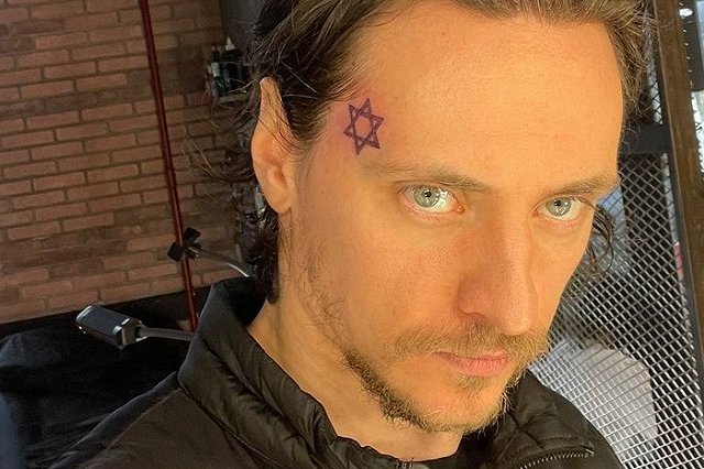 Танцор Сергей Полунин уехал из России в Израиль, «набив» на лбу звезду Давида