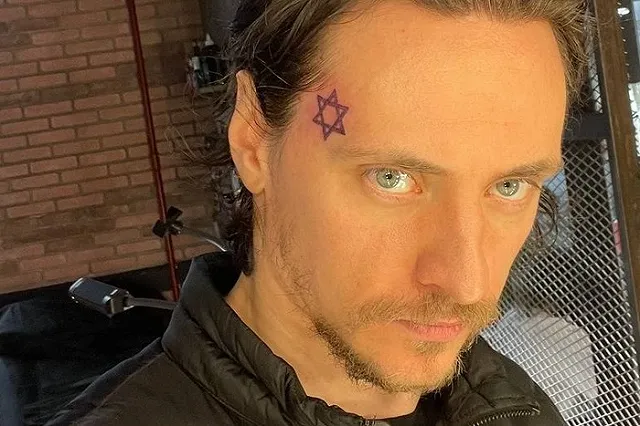 Танцор Сергей Полунин уехал из России в Израиль, «набив» на лбу звезду Давида
