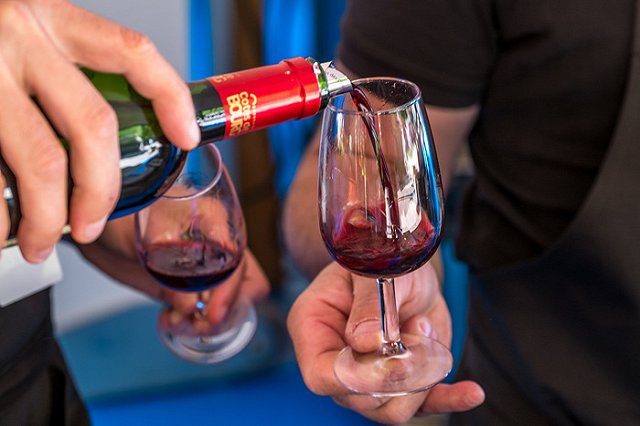 Алкоголь назвали фатальной причиной рака