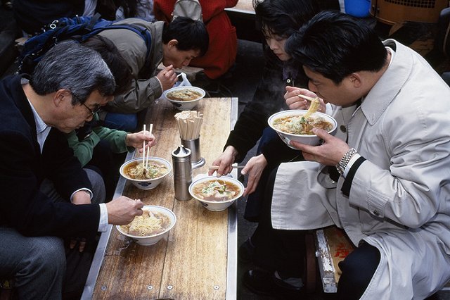 Японец отрубал головы жалующимся в соцсетях суицидникам
