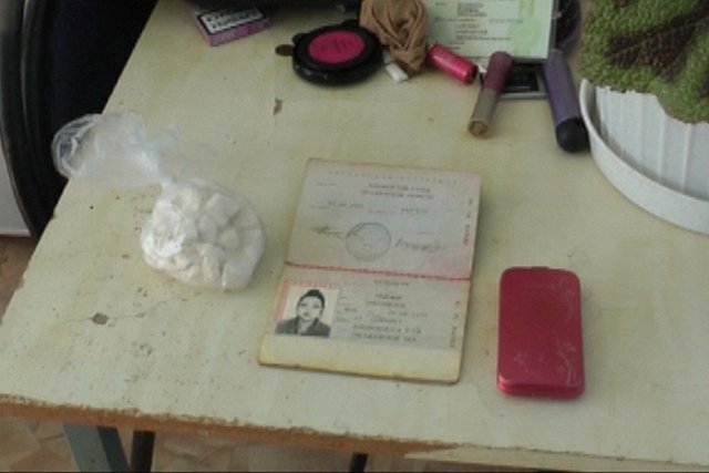 В Челябинске арестовали женщину с крупной партией героина во влагалище