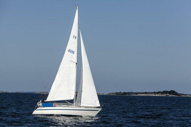 Российской яхте «Элфин» разрешили покинуть КНДР