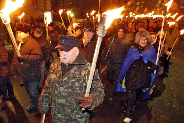 В Киеве захотели назвать улицы в честь Бандеры и Шухевича